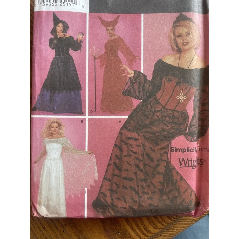 OOP Simplicity 9828 Pattern Halloween Costume‎ Witch Goth Vampire Misses 6-12